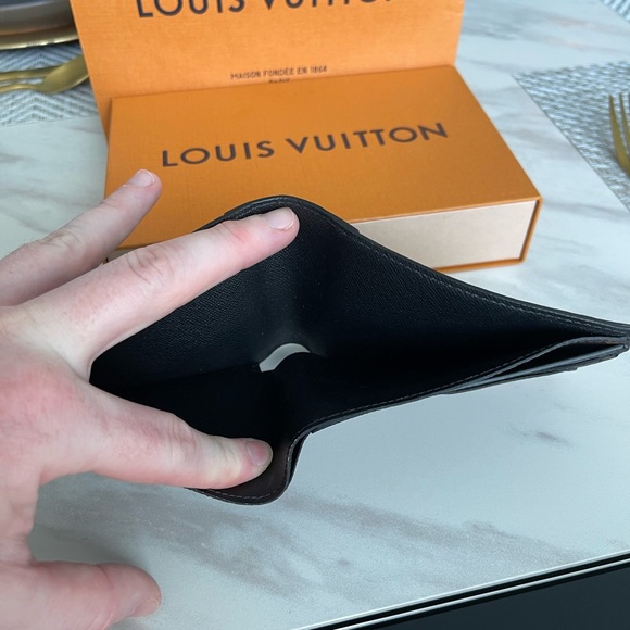 Brand New Authentic Louis Vuitton Multiple Wallet - Picture 8 of 11